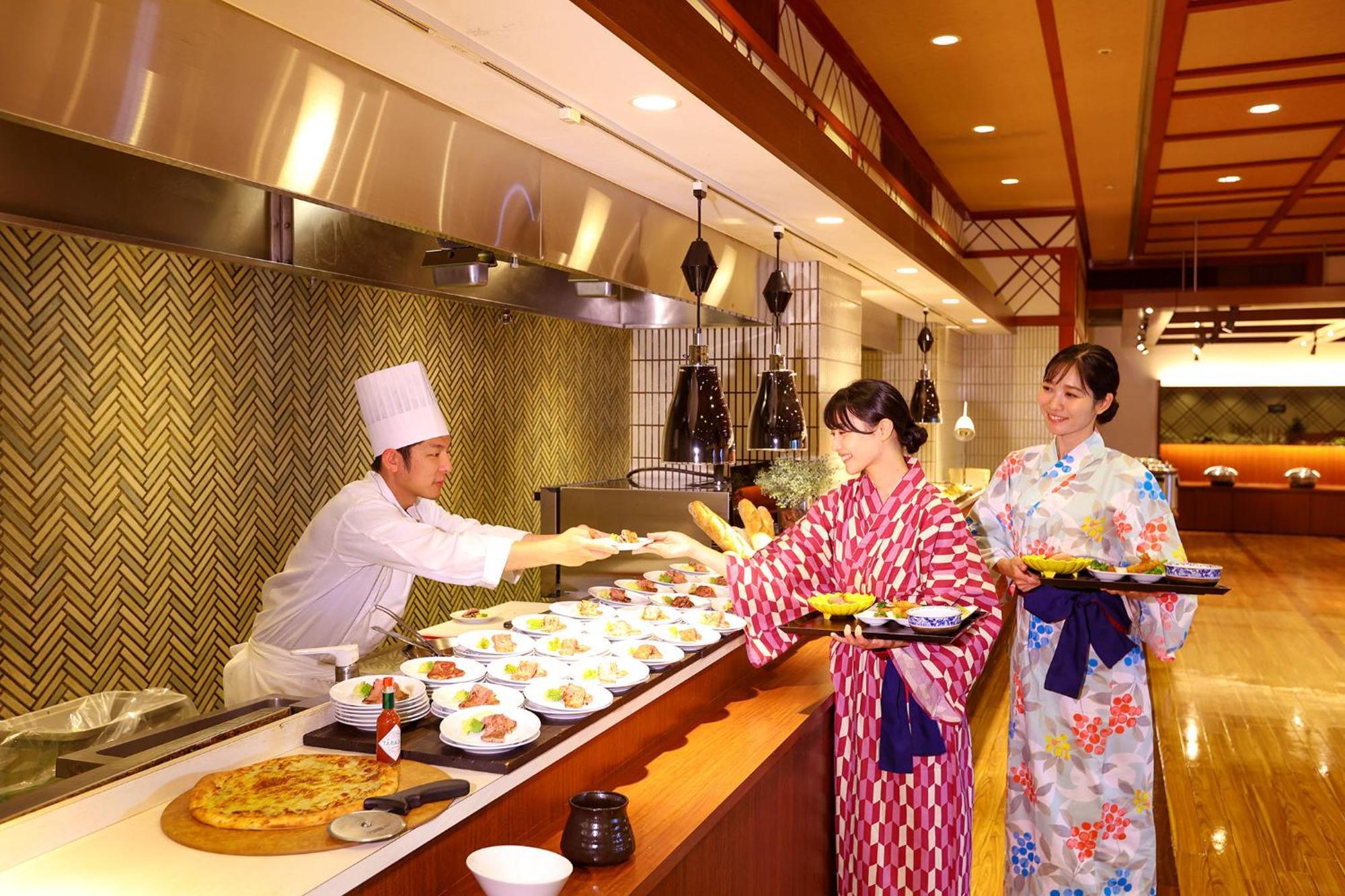 Отель Ooedo Onsen Monogatari Premium Yamashitaya Кага Экстерьер фото