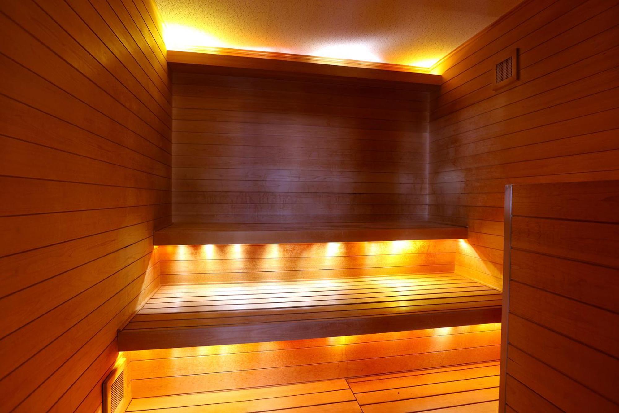 Отель Ooedo Onsen Monogatari Premium Yamashitaya Кага Экстерьер фото