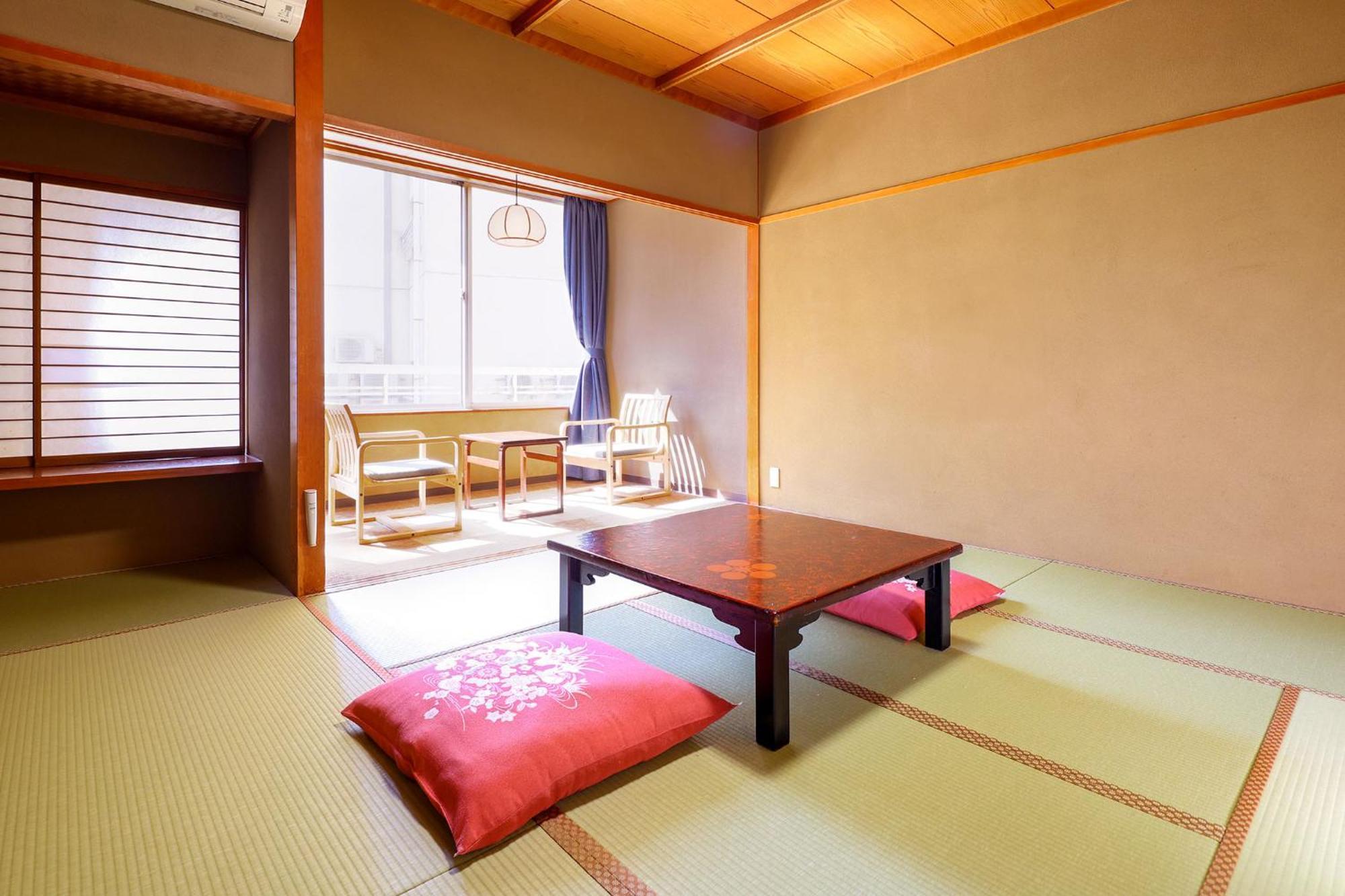 Отель Ooedo Onsen Monogatari Premium Yamashitaya Кага Экстерьер фото
