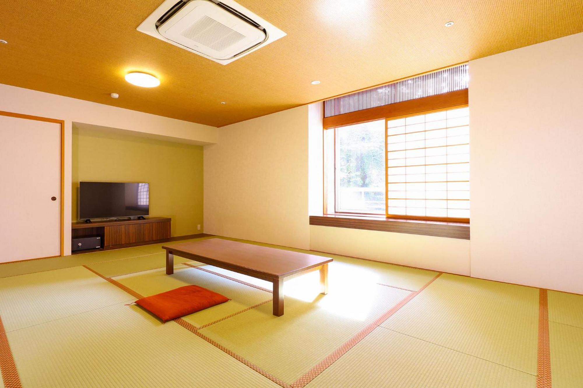 Отель Ooedo Onsen Monogatari Premium Yamashitaya Кага Экстерьер фото