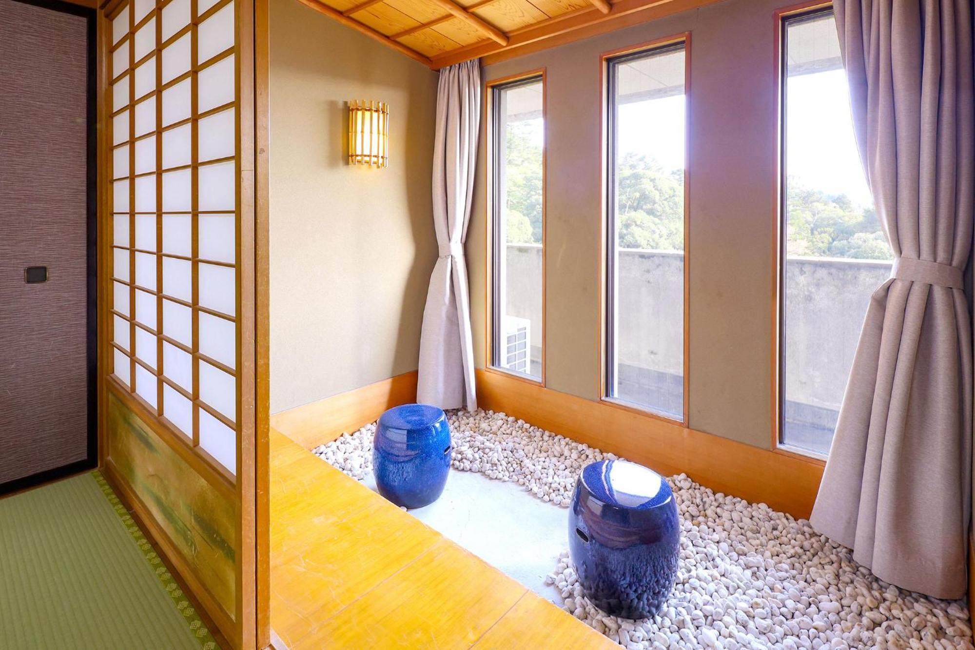 Отель Ooedo Onsen Monogatari Premium Yamashitaya Кага Экстерьер фото